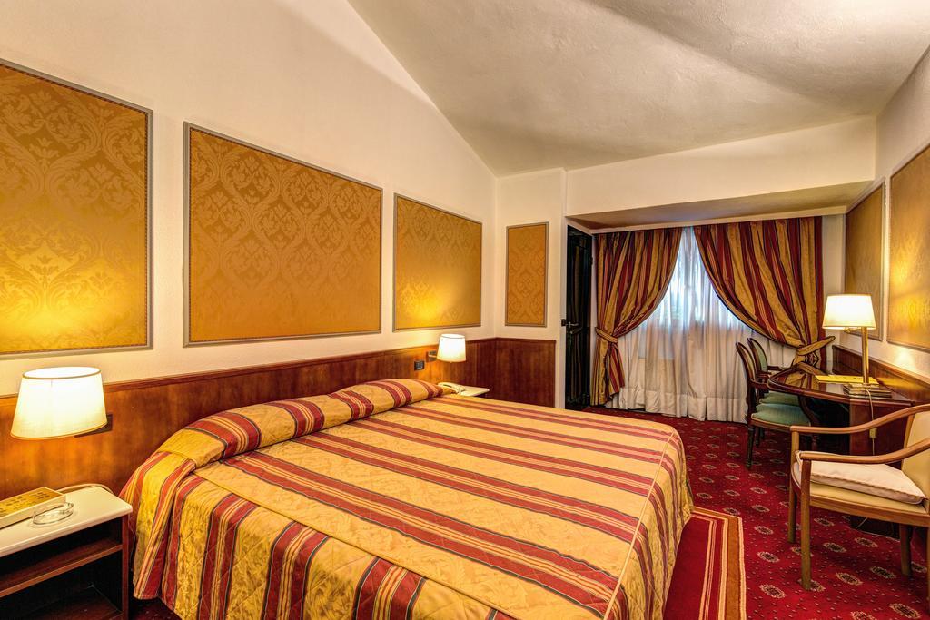 Hotel Motel Regal Vermezzo Dış mekan fotoğraf